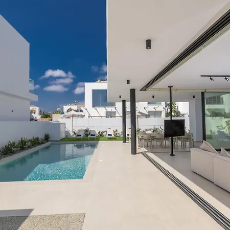 New 4 Bedroom With Pool, 100 Meters From The *
